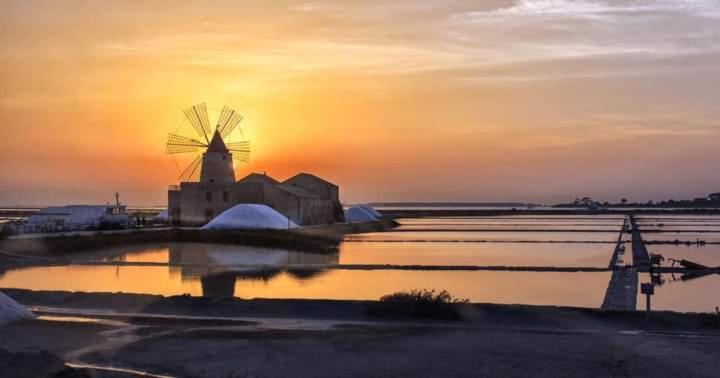 Casa Vacanze Penelope Trapani Kültér fotó