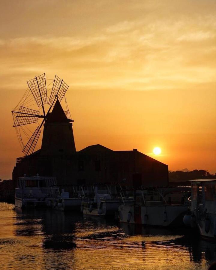 Casa Vacanze Penelope Trapani Kültér fotó